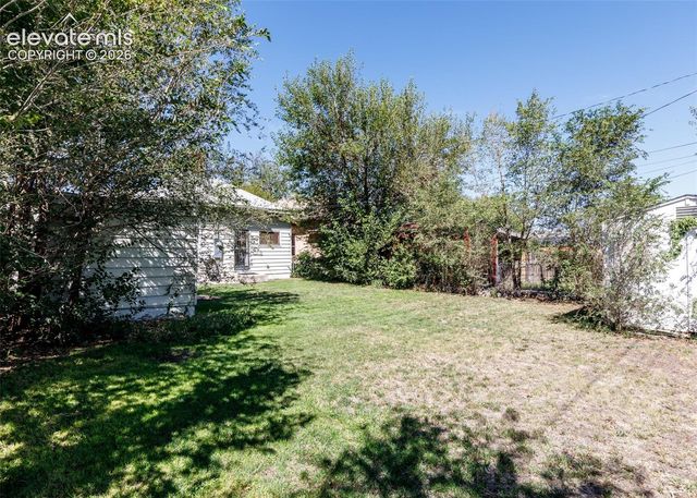 2132 E Routt Avenue, Pueblo, CO 81004