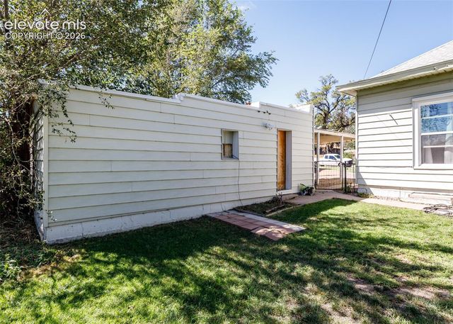 2132 E Routt Avenue, Pueblo, CO 81004