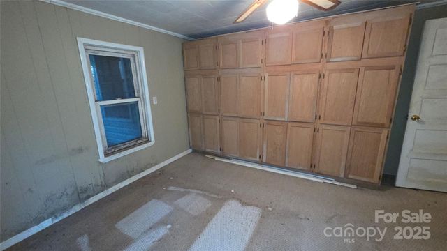 39 Henry Road, Sylva, NC 28779