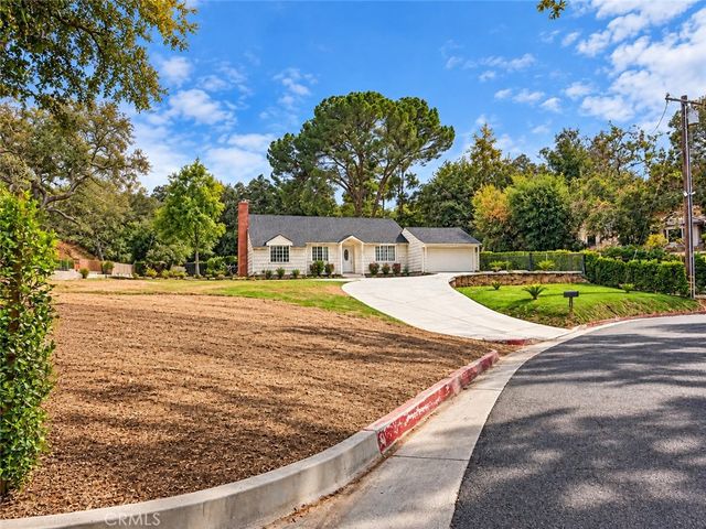 4027 Dover, La Canada Flintridge, CA 91011