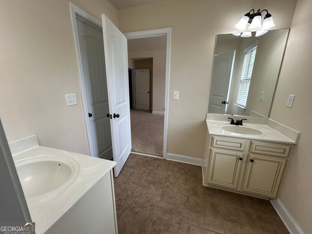 2942 Dobbs Court, Buford, GA 30519