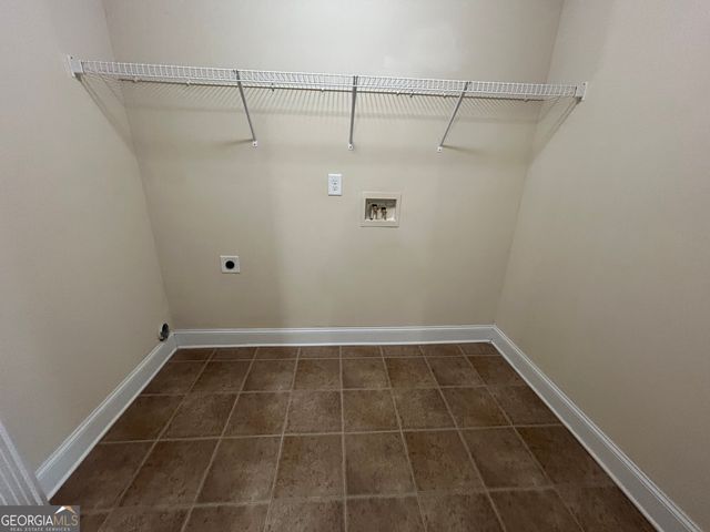 2942 Dobbs Court, Buford, GA 30519