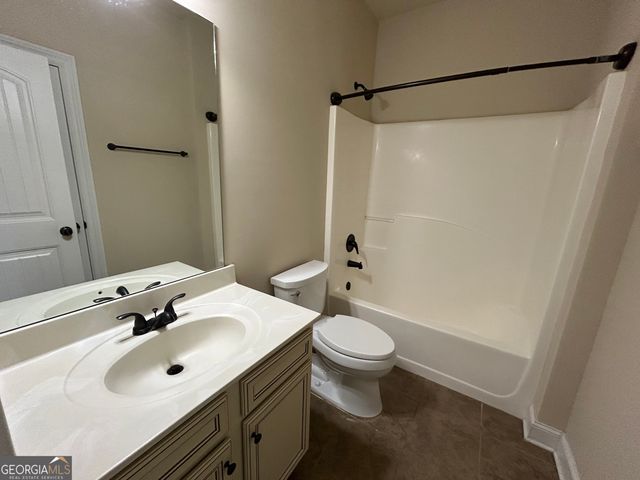 2942 Dobbs Court, Buford, GA 30519