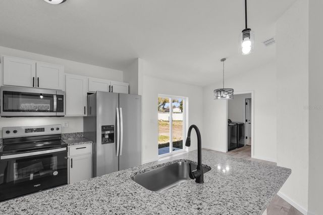 21950 SW MARINE BOULEVARD, Dunnellon, FL 34431