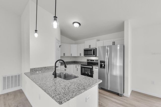 21950 SW MARINE BOULEVARD, Dunnellon, FL 34431