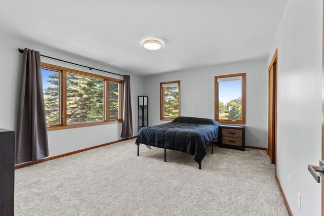 6459 N 107th STREET, Milwaukee, WI 53224