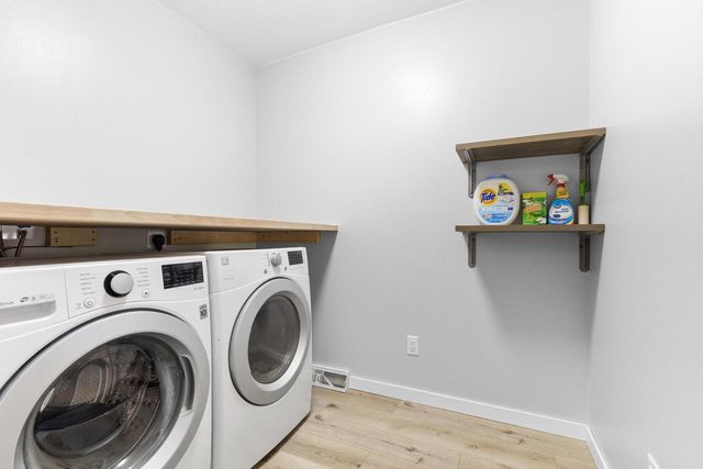 6459 N 107th STREET, Milwaukee, WI 53224