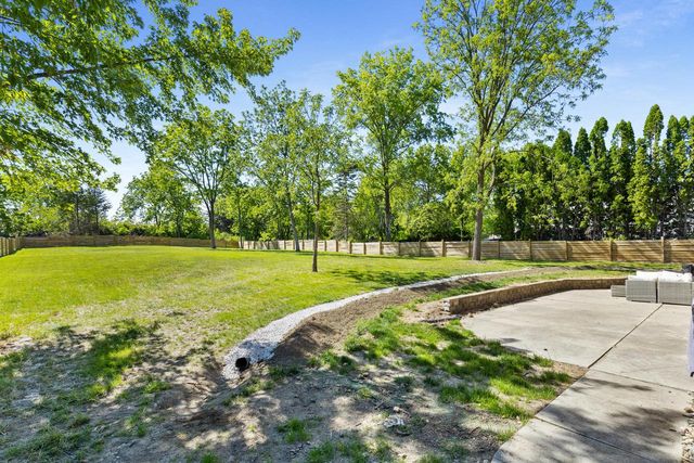 6459 N 107th STREET, Milwaukee, WI 53224