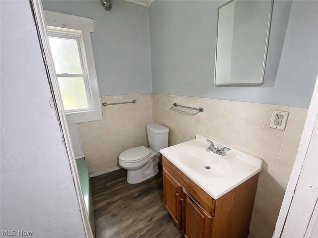 9705 Dunlap Avenue, Cleveland, OH 44105