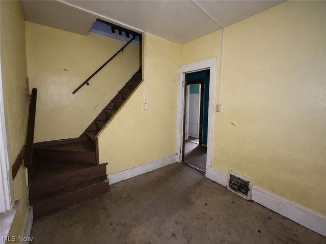 9705 Dunlap Avenue, Cleveland, OH 44105
