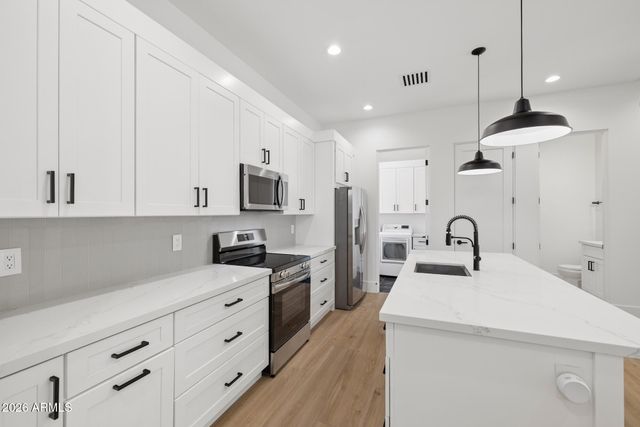 18920 E AUGUSTA Avenue, Queen Creek, AZ 85142