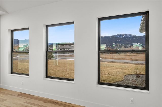 10 Starlight Drive, Red Lodge, MT 59068