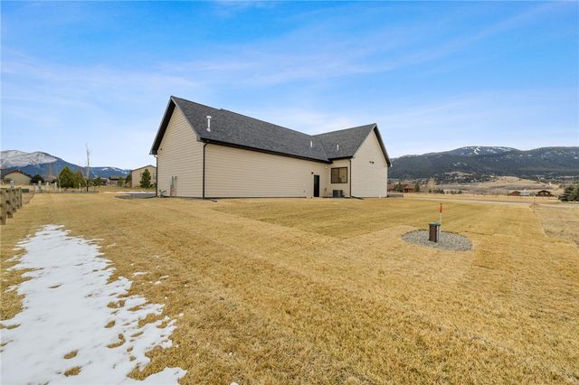 10 Starlight Drive, Red Lodge, MT 59068