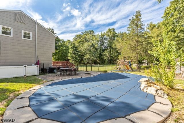 512 Township Line Rd, Hillsborough Twp., NJ 08844