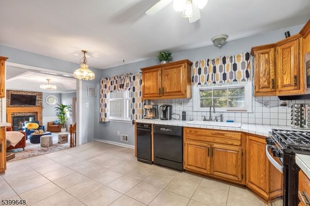 512 Township Line Rd, Hillsborough Twp., NJ 08844