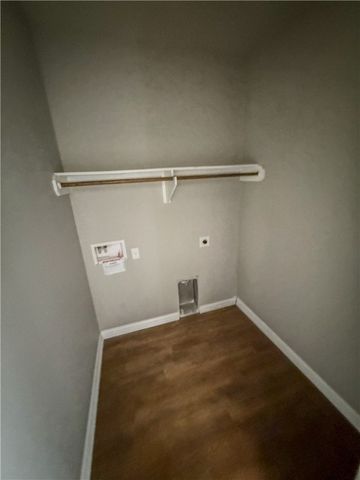 6346 Spartan Drive, College Station, TX 77845