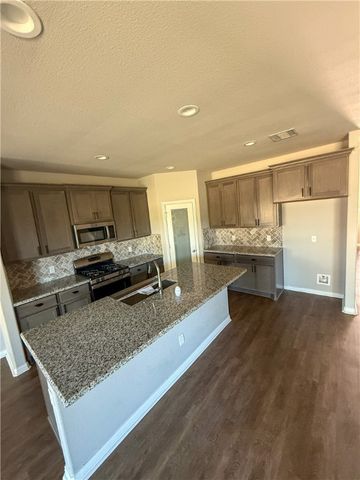 6346 Spartan Drive, College Station, TX 77845