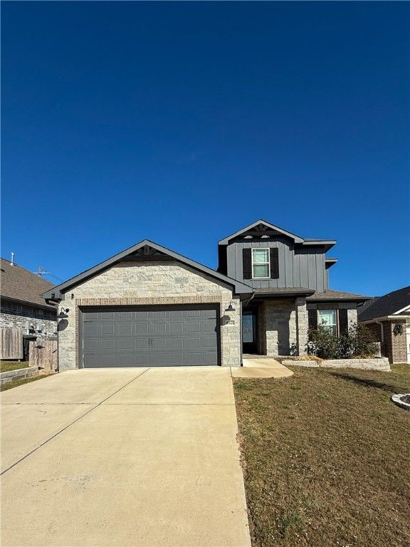6346 Spartan Drive, College Station, TX 77845