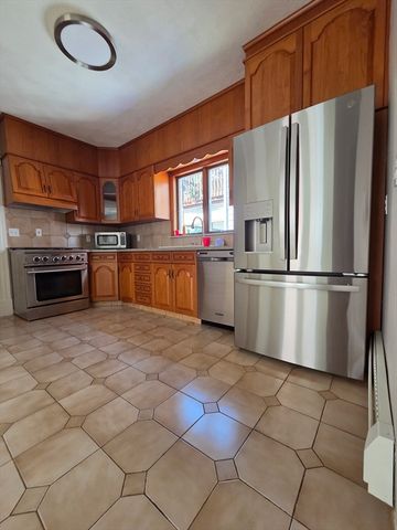 11 Woodman 2, Boston, MA 02130