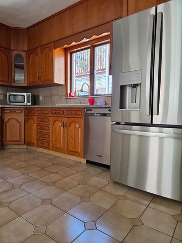 11 Woodman 2, Boston, MA 02130