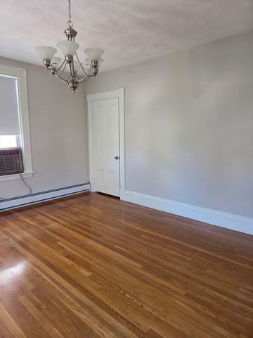 11 Woodman 2, Boston, MA 02130