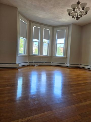 11 Woodman 2, Boston, MA 02130