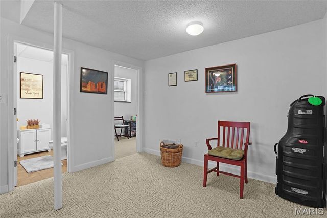 320 Willow Creek Drive, Edwardsville, IL 62025