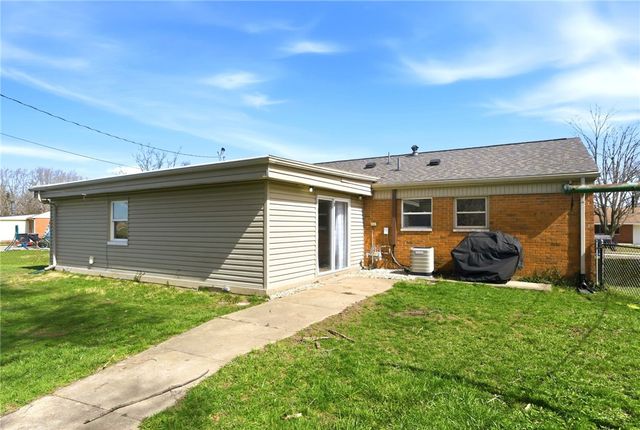 322 Lutz Drive, Englewood, OH 45322