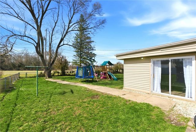 322 Lutz Drive, Englewood, OH 45322