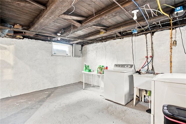 106 6th Ave, East Rochester, PA 15042