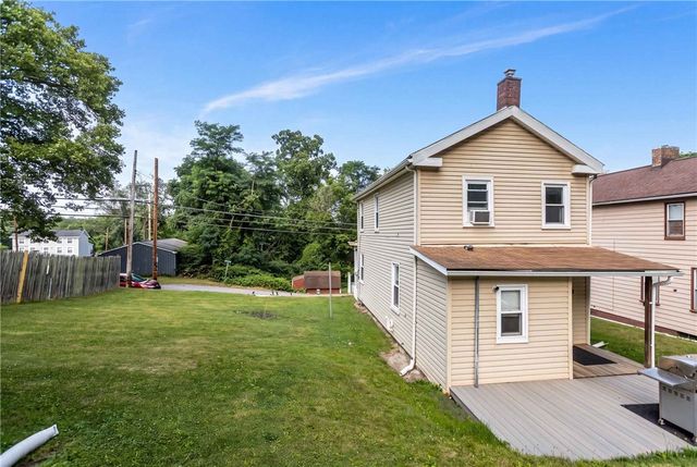 106 6th Ave, East Rochester, PA 15042