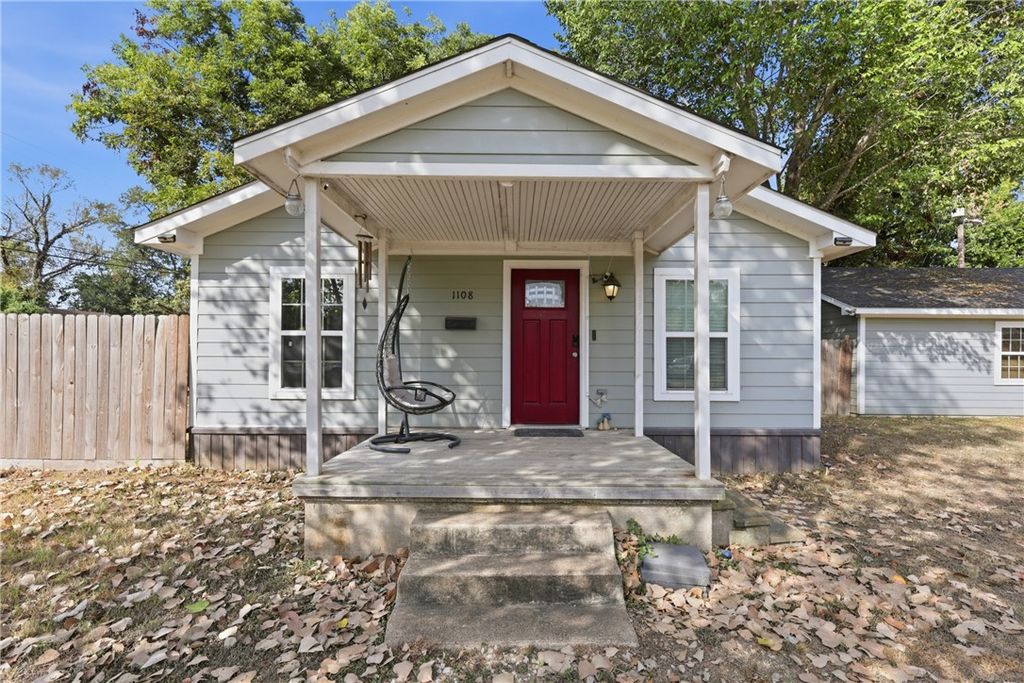 1108 Cypress Street, Hearne, TX 77859 — photo 3