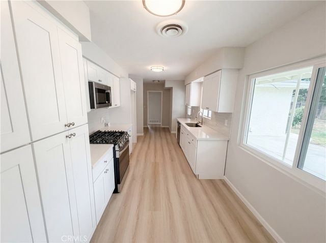 5654 Tower Road, Riverside, CA 92506