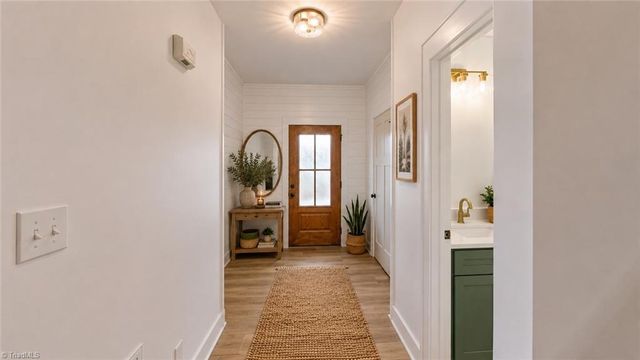 108 Sprucewood Court, Archdale, NC 27263