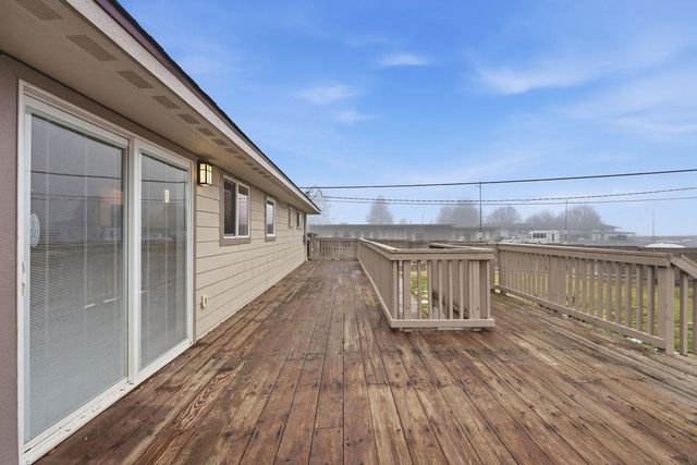 5820 N Fotheringham St, Spokane, WA 99205