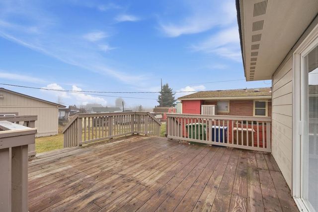 5820 N Fotheringham St, Spokane, WA 99205