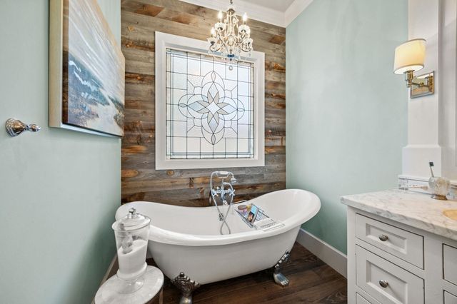 22 Laurenhurst Court, Houston, TX 77043