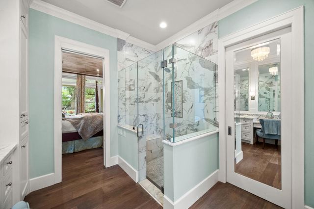22 Laurenhurst Court, Houston, TX 77043