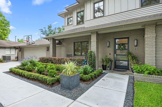 22 Laurenhurst Court, Houston, TX 77043