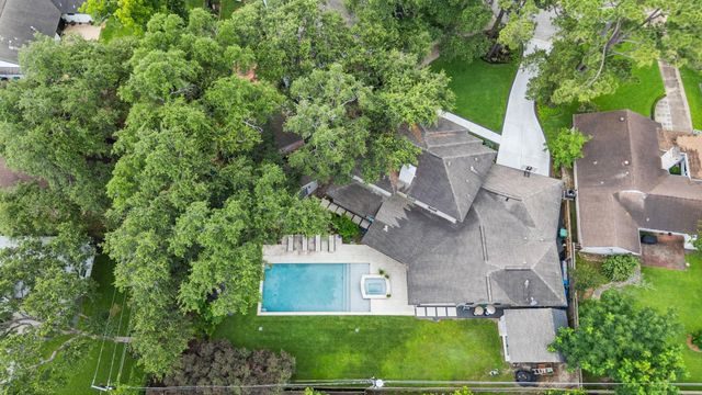 22 Laurenhurst Court, Houston, TX 77043