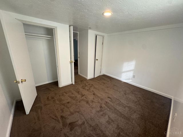 51 Woodrow Street, St Clair Twp, OH 45013