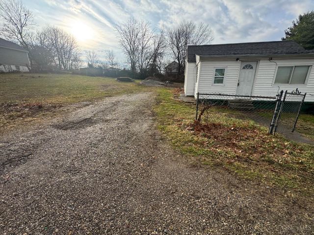 51 Woodrow Street, St Clair Twp, OH 45013