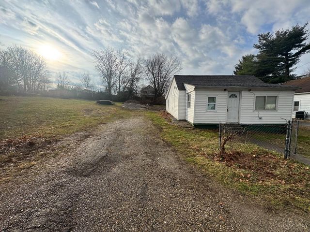 51 Woodrow Street, St Clair Twp, OH 45013