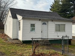 51 Woodrow Street, St Clair Twp, OH 45013