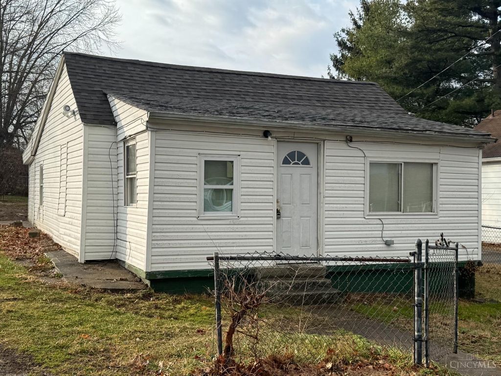 51 Woodrow Street, St Clair Twp, OH 45013