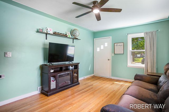 3815 Perry Avenue Sw, City Of Wyoming, MI 49519