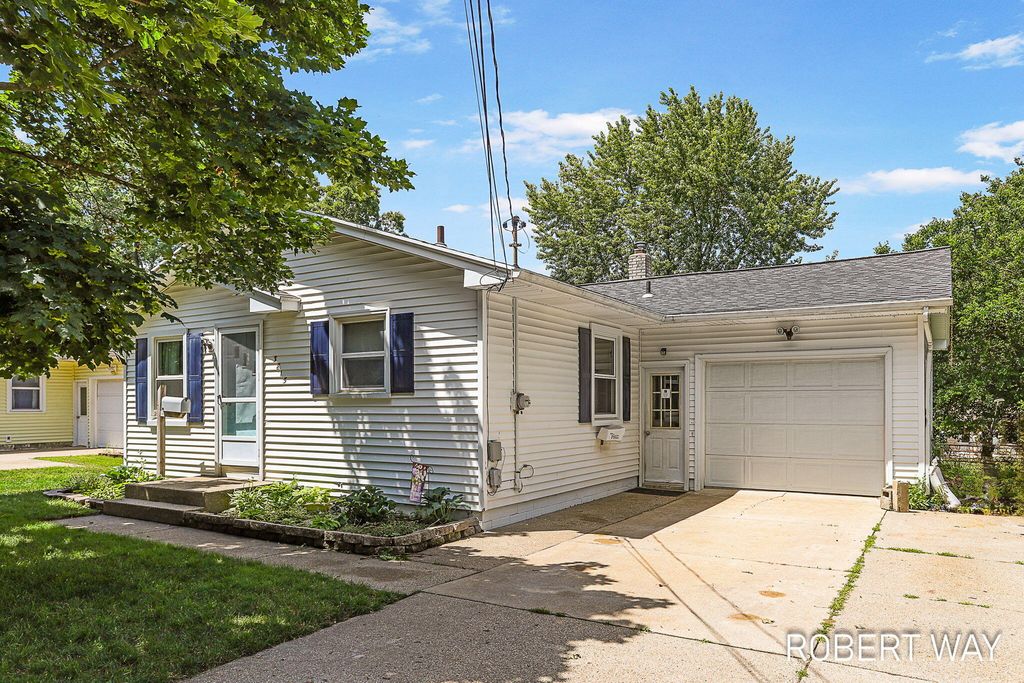 3815 Perry Avenue Sw, City Of Wyoming, MI 49519