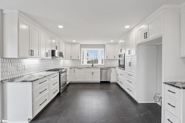 219 Fairview Drive, Greenville, SC 29609