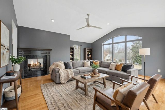 219 Fairview Drive, Greenville, SC 29609