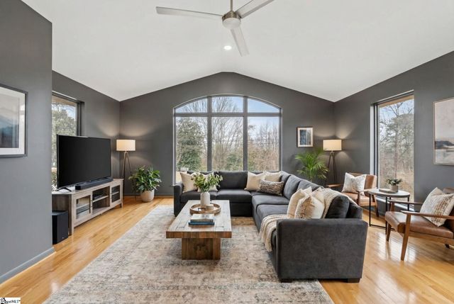 219 Fairview Drive, Greenville, SC 29609